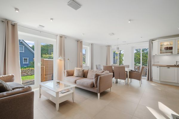  Haus Friesentraum Garding - Ess- und Wohnbereich