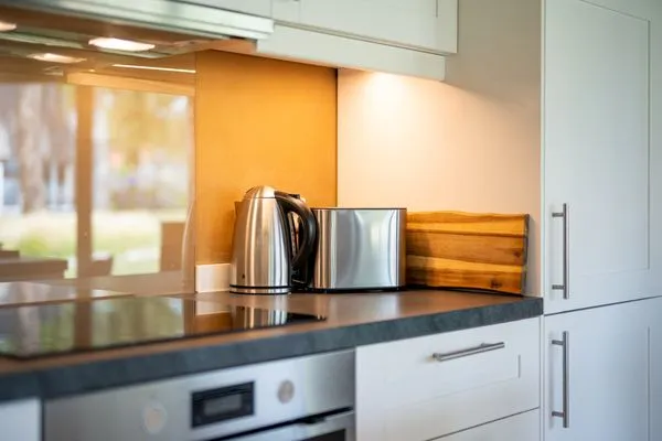 Ferienhaus Phoebe - Kugelhaus am Tollensesee - vollausgestattete Küche  Phoebe