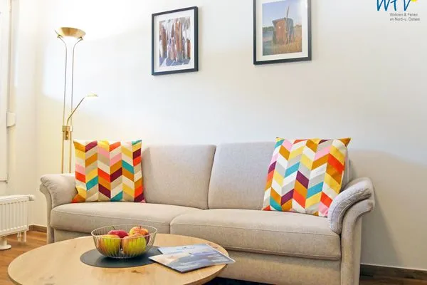 Wohnzimmer Sofa Ferienhaus Greune-Stee 87 Ferienwohnung Uttiet bi de Düün