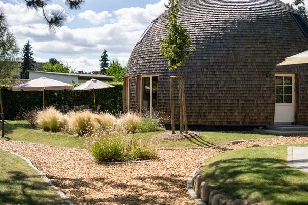 Ferienhaus Solveig - Kugelhaus am Tollensesee - Blick auf den Eingangsbereich  Solveig