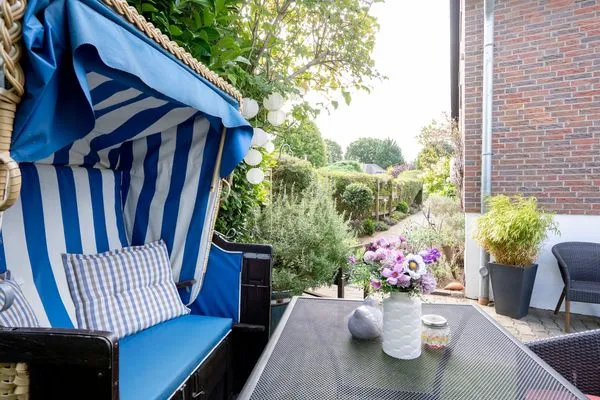 Garten  (HER16d) Ferienwohnung "Ankes Gästehaus 2" F***