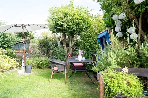 Garten  (HER16d) Ferienwohnung "Ankes Gästehaus 2" F***