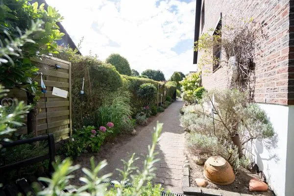 Fassade / Eingang  (HER16d) Ferienwohnung "Ankes Gästehaus 2" F***