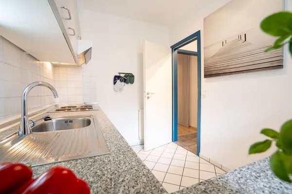 Küche / Küchenzeile  (Ost11a) "Ferienwohnung Strandnah"