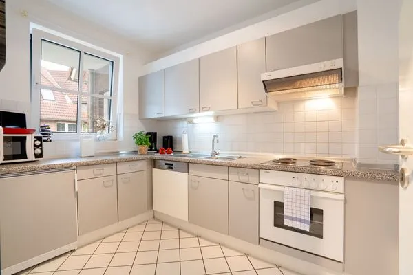 Küche / Küchenzeile  (Ost11a) "Ferienwohnung Strandnah"