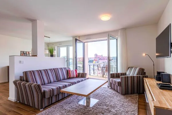 Ferienwohnung Sieglinde Hafenresidenz Waren (Müritz) - Modernes Apartment mit Hafenblick und sonnigem Balkon  Sieglinde