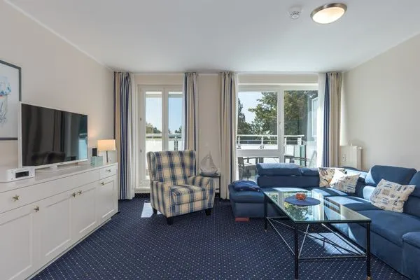 Apartment am Kurstrand Zingst - Blick in den gesamten Wohnbereich  Apartment am Kurstrand