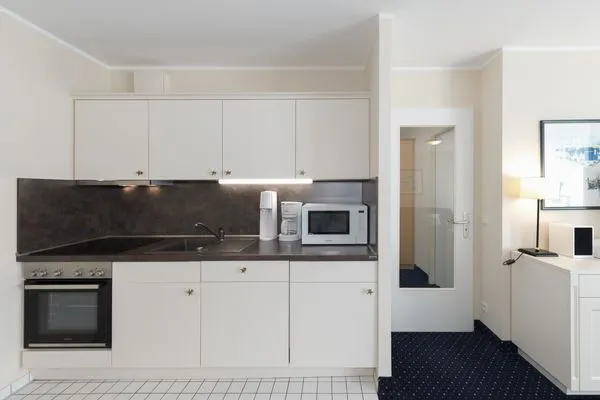 Apartment am Kurstrand Zingst - Küchenzeile  Apartment am Kurstrand