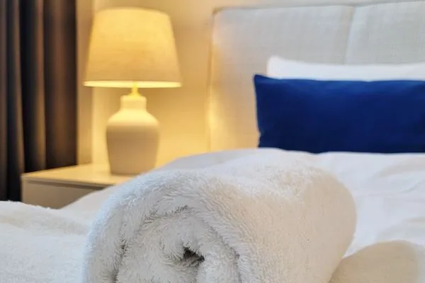 Das buchbare Bettwäsche-Paket von Momentic  Gemütliche Ferienwohnung mit Meerblick und Terrasse - Nur 50 Meter zum Strand inkl. Parkplatz und Fahrradunterstellplatz