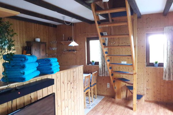 Treppe ins Obergeschoss