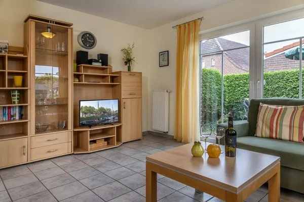  Deichstraße 14e-i 50101 Sonnenwind 1