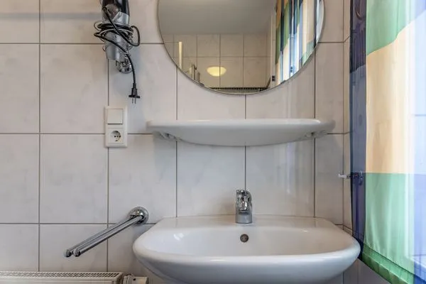  Deichstraße 14e-i 50105 Sonnenwind 5