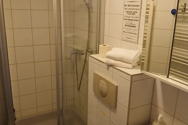 Badezimmer  FeWo "Moin" nahe Malchower See