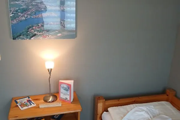 Schlafzimmer  FeWo "Moin" nahe Malchower See
