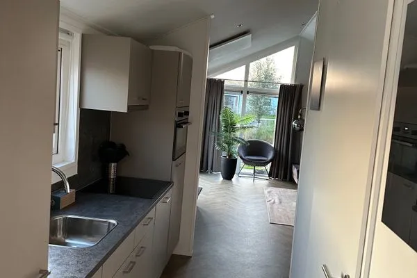  EuroParcs De IJssel Eilanden Chalet Reevemeer mit Steg IJE511