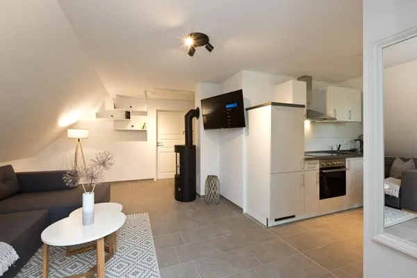 unter den Kiefern 109 OG-0  unter den Kiefern 109 OG