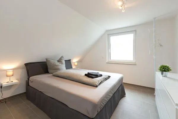 unter den Kiefern 109 OG-6  unter den Kiefern 109 OG