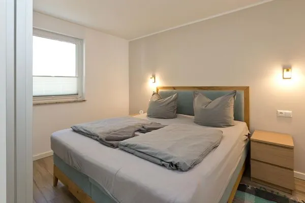 Girlitz Nest-5  Girlitz Nest