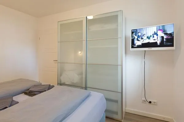 Girlitz Nest-6  Girlitz Nest