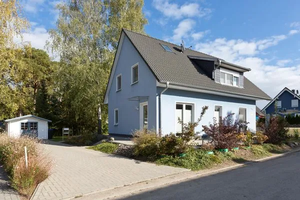 Girlitz Nest-10  Girlitz Nest