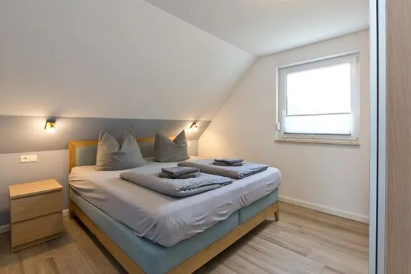 Girlitz Blick-5  Girlitz Blick