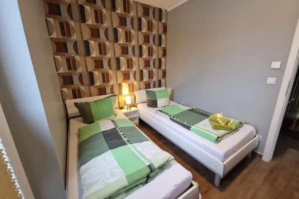 Green Eagle Lodge-5  Green Eagle Lodge