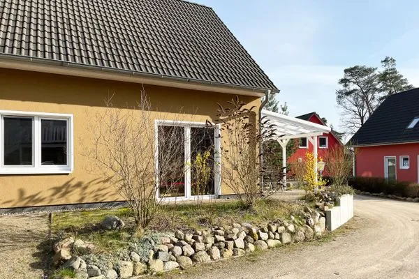 "Strandhaus" Unter den Kiefern 101-0  "Strandhaus" Unter den Kiefern 101