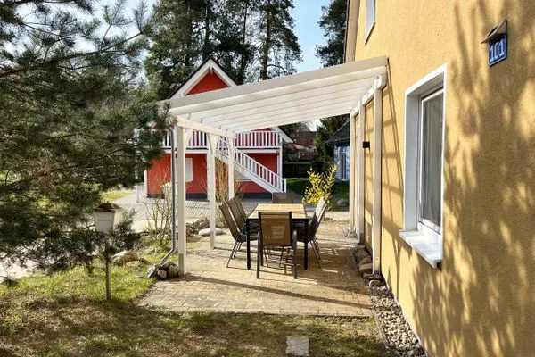 "Strandhaus" Unter den Kiefern 101-1  "Strandhaus" Unter den Kiefern 101