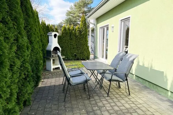 "Schilfhaus Garten" Unter den Kiefern 61 EG-14  "Schilfhaus Garten" Unter den Kiefern 61 EG