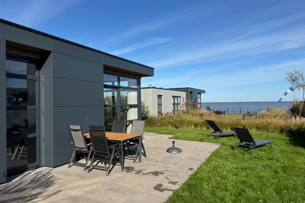  Enkhuizer Strand Chalet Leuke Plek mit Zaun Haus Nr. 216