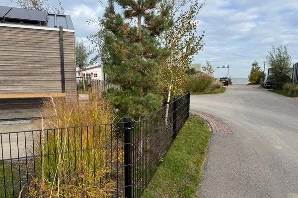  Enkhuizer Strand Chalet Meereszauber mit Zaun Nr. 304