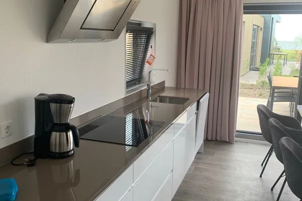  Enkhuizer Strand Cube Elite Paradiso mit Zaun Haus Nr. 211