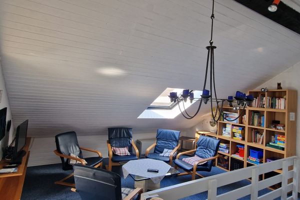  Ferienhaus Papa Wittmund - Wohnzimmer