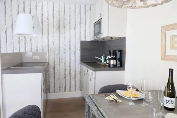 Küche / Küchenzeile  Berthin-Bleeg-Str. 1, W4, Esprit 3