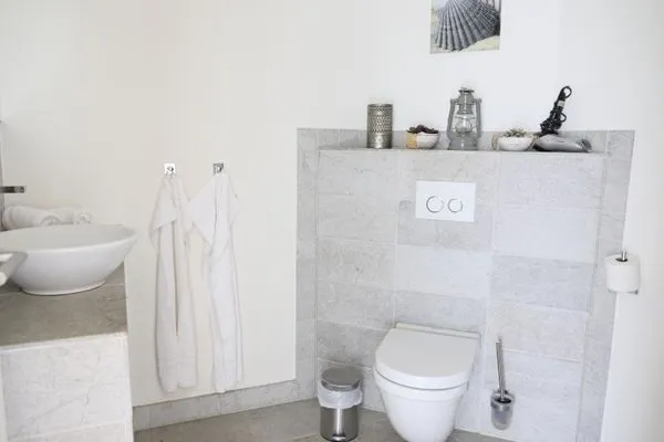 Badezimmer  Berthin-Bleeg-Str. 1, W4, Esprit 3