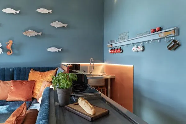 Küche / Küchenzeile Strandvilla Hafenloge - stilvoll wohnen direkt am Niendorfer Hafen