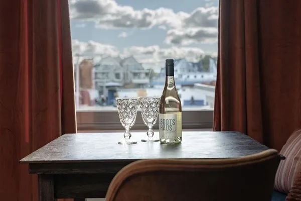 Dekoratives Detail Strandvilla Hafenloge - stilvoll wohnen direkt am Niendorfer Hafen