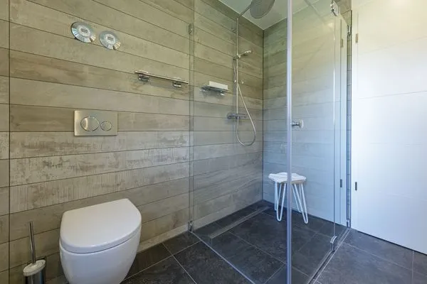 Ferienwohnung Große Strandburg Ostseebad Wustrow ZweiWasser Alte Seefahrtschule Bad mit ebenerdiger Dusche  Große Strandburg