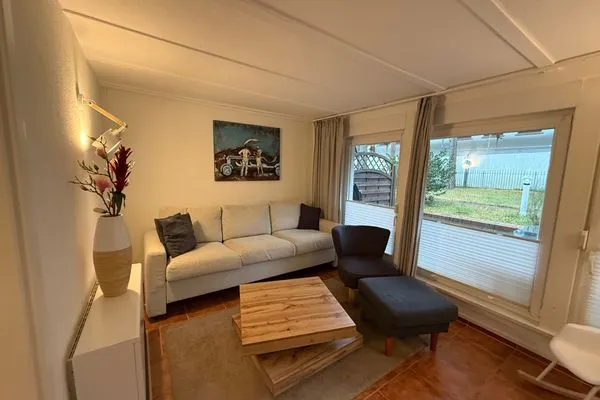   Inselglück unter Reet 100 m zum Strand (Haus 1)