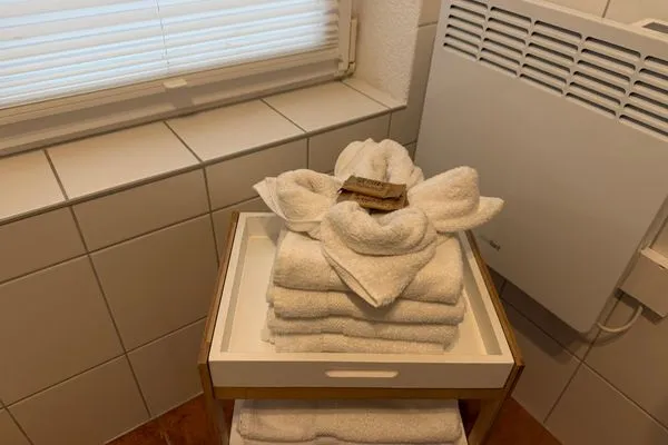   Inselglück unter Reet 100 m zum Strand (Haus 1)