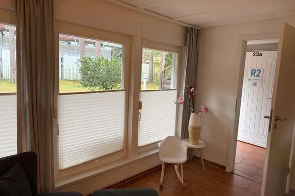   Inselglück unter Reet 100 m zum Strand (Haus 2)