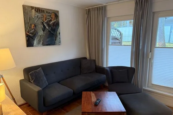   Inselglück unter Reet 100 m zum Strand (Haus 2)