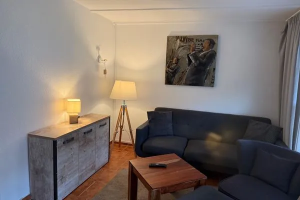   Inselglück unter Reet 100 m zum Strand (Haus 2)