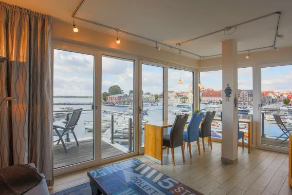 Panorama Suite A 33 - Waren Müritz - Blick auf den Stadthafen  Panorama Suite