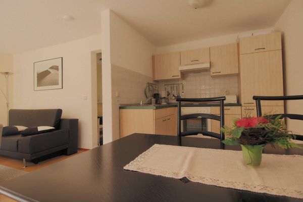 Küche und Essbereich