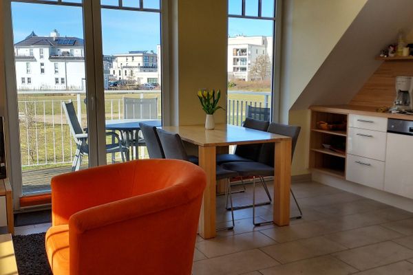 Küche mit Essbereich