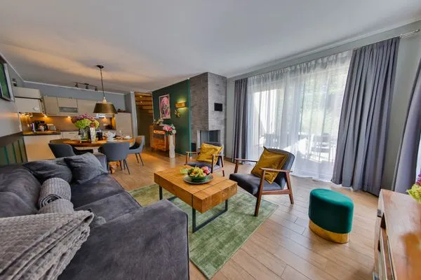 Wohnbereich  Green Eagle Lodge