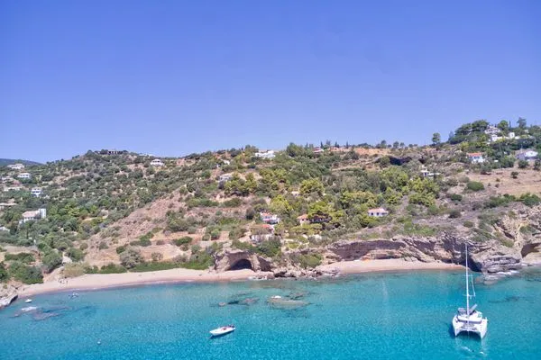 Ammoudi Beach