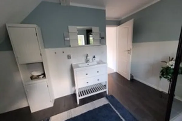   geraümige Wohnung im Grünen