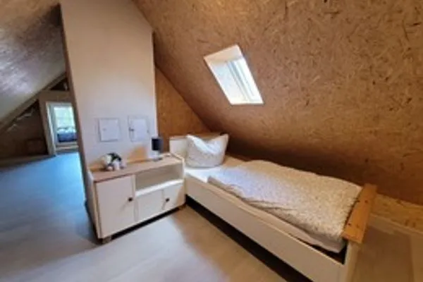   geraümige Wohnung im Grünen